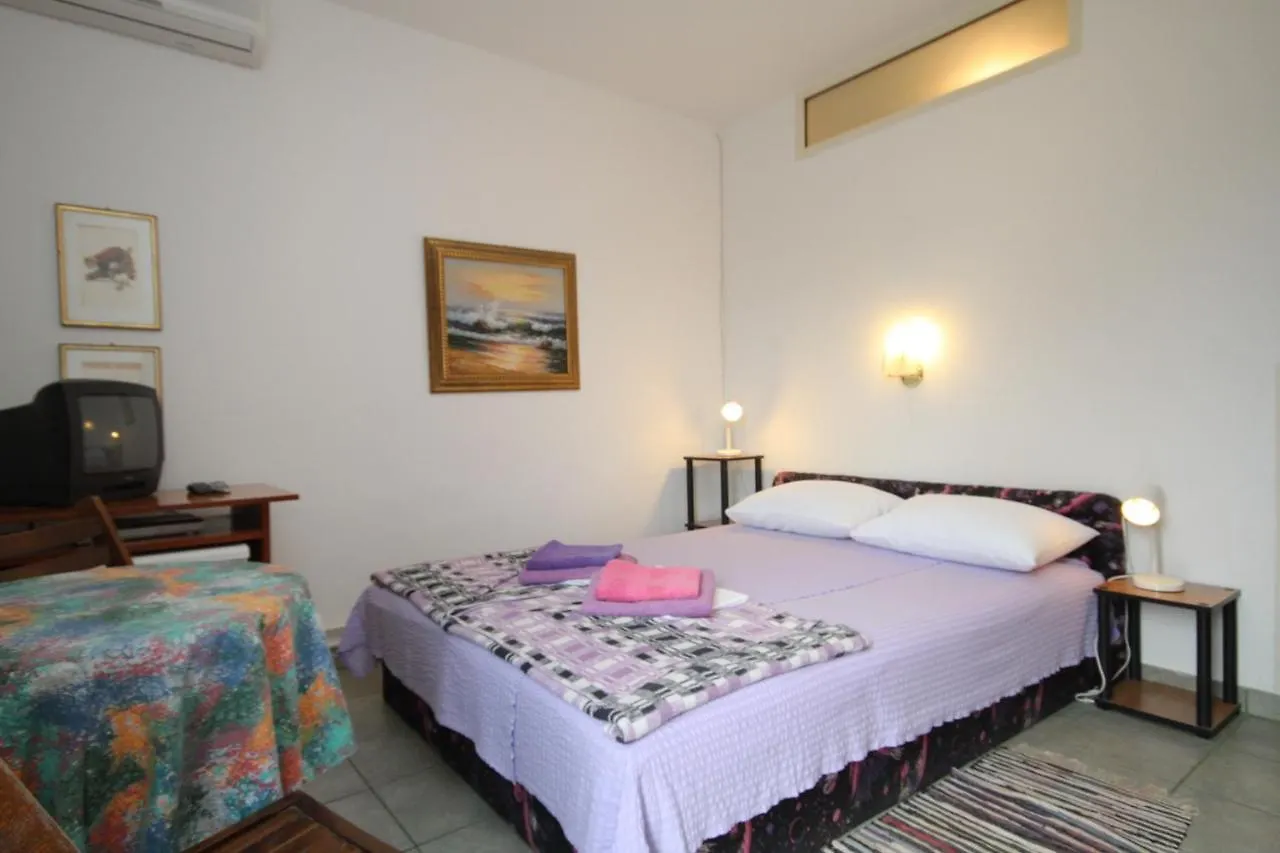 Pensionat Double Room Mali Losinj 7953A