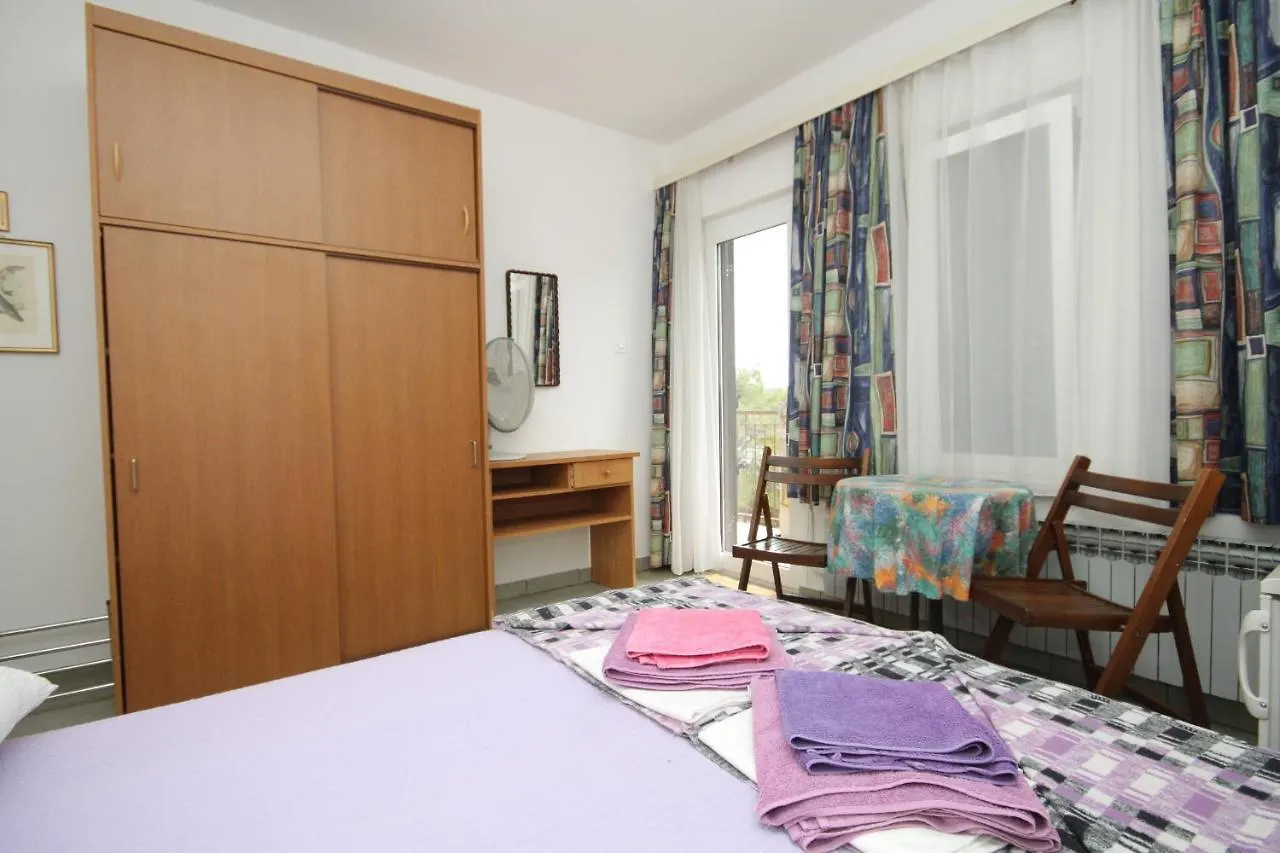 *** Pensionat Double Room Mali Losinj 7953A Kroatien