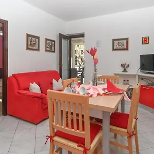 Apartment Suncica